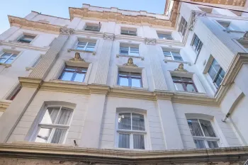 Taksim İstanbul tarihi daireleri hemen taşınmaya hazır
